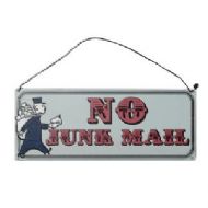 METAL JUNK MAIL SIGN